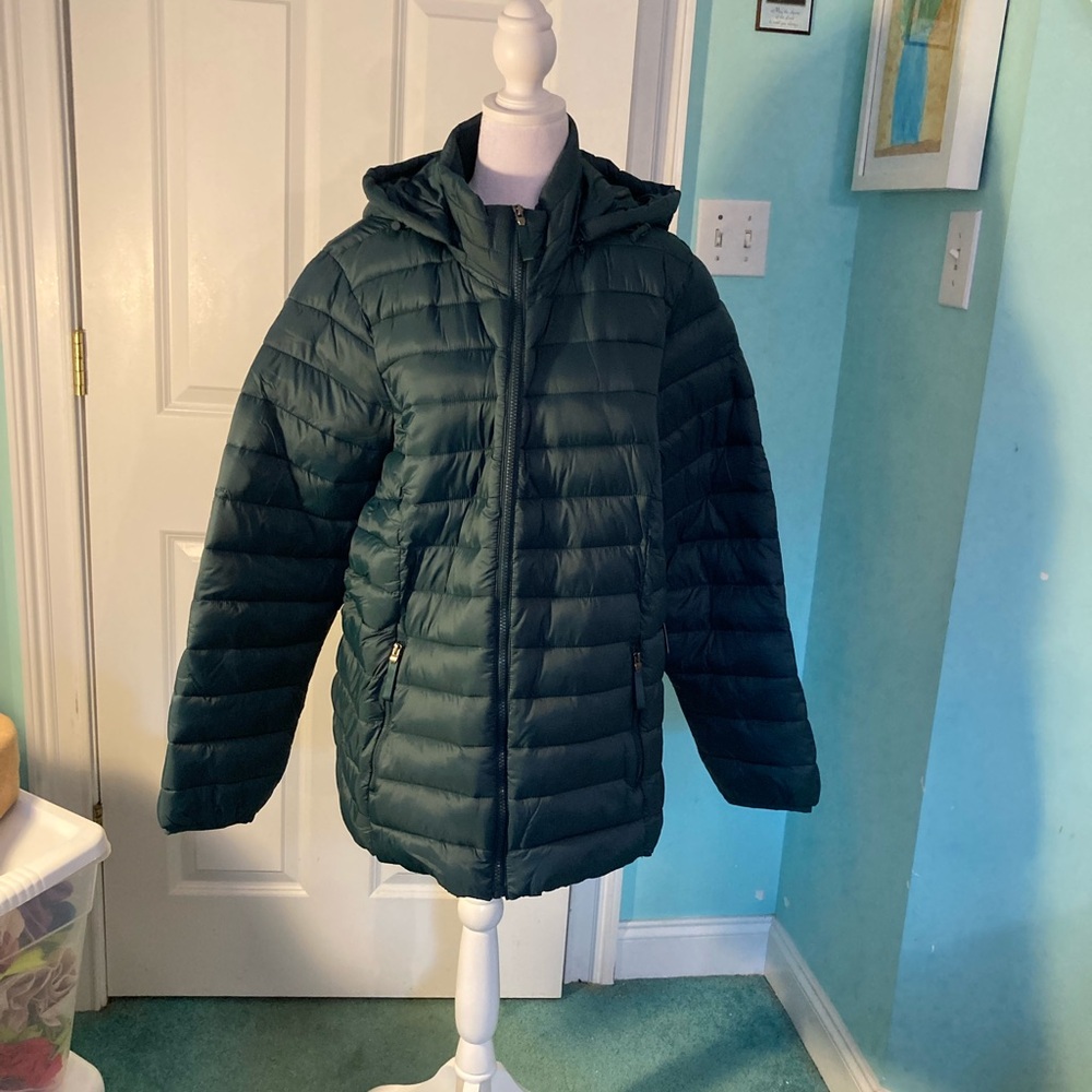 Dark Green Puffer Jacket with Hood